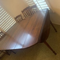Nichols And Stone  Drop Leaf Extension Dining Table