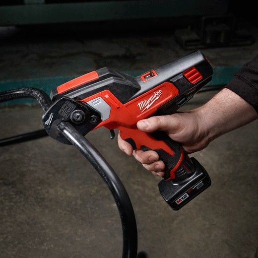 MILWAUKEE CABLE CUTTER NEW AVAILABLE NOW 👈