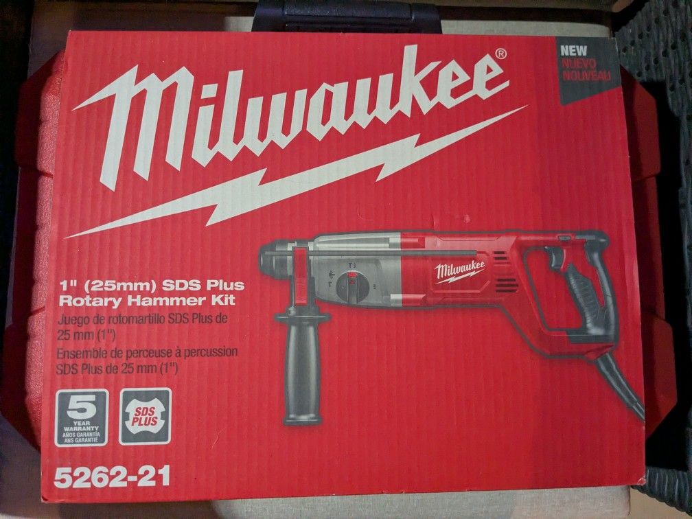New! Milwaukee 8 Amp Corded 1 in. SDS Rotary Hammer