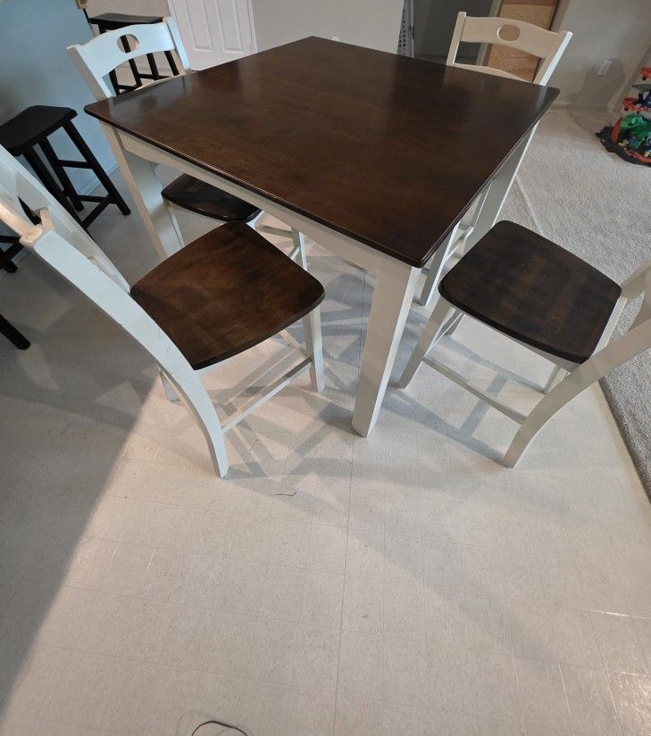 Dining Table Set