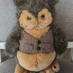 Vintage Dakin Owl 13” Plush Bird 1986 Spectacles Glasses Plush owl Stuffed Owl