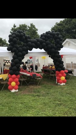 Mickey Balloon Arch $150