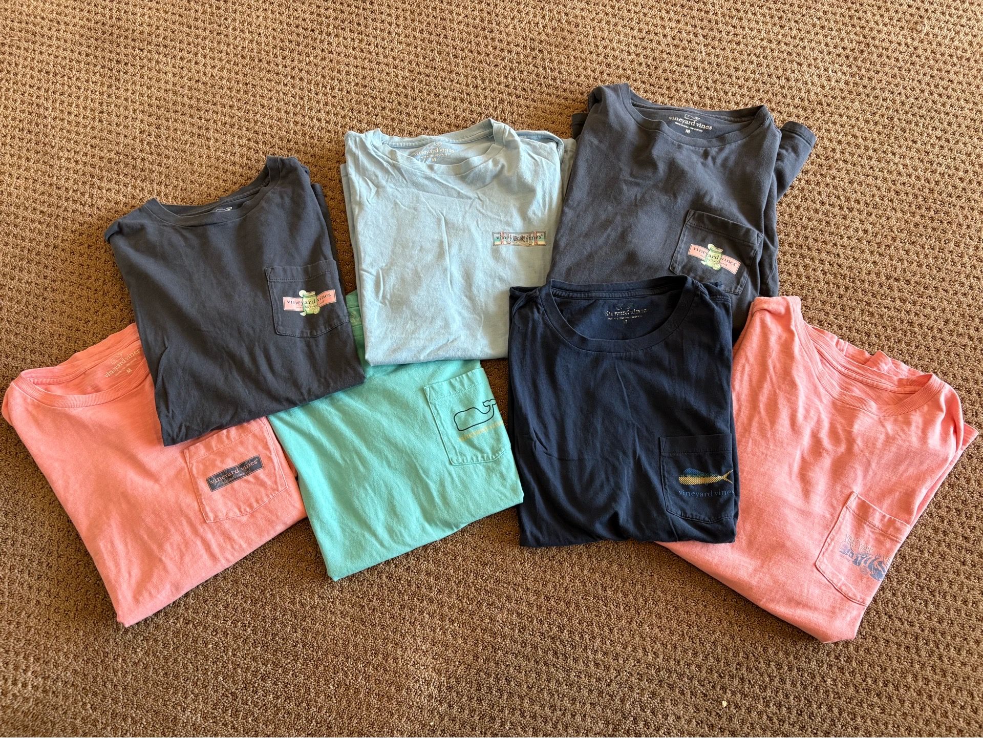 7 Men’s M Vineyard Vines T-shirts