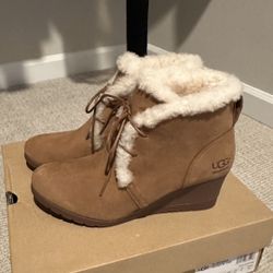 Uggs Size 10