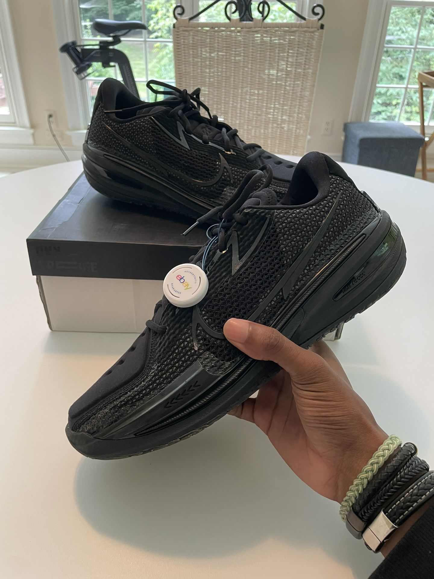 Black Nike Air Zoom G.T Cut TB trainers ( RARE)