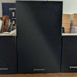 3 Pioneer Speakers (1 Center, 2 Side/Rear)