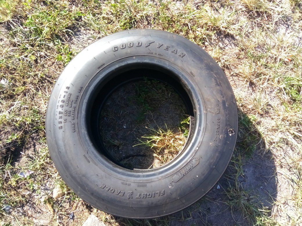 Extremely extremely heavy duty tires