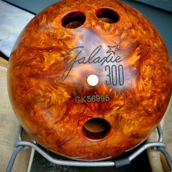 Galaxie 300 Bowling Ball