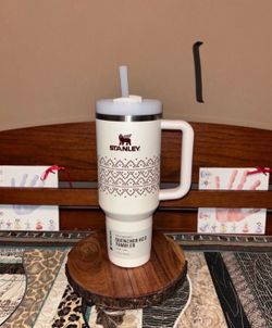 Stanley 40oz CLEARANCE, READ Description