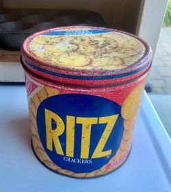 Vintage 1982 Ritz Cracker tin can