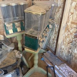 Vintage Candy / Gumball Vending Machines – 3 Head on Stand”