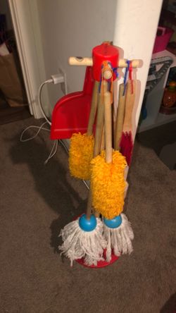 Mellisa And Doug Broom Set 