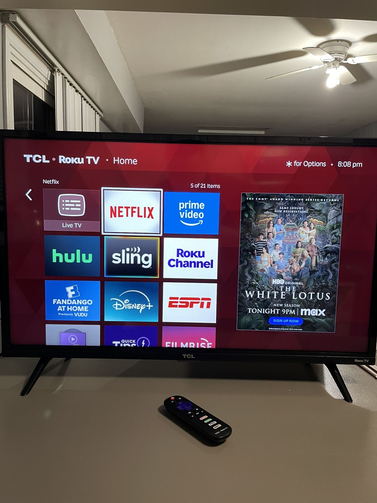 32 Inch TCL Roku Smart Tv