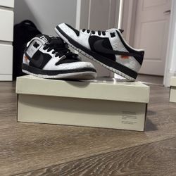 size 11 nike sb x tightbooth dunks