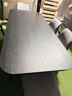 Dinning table with 6 chairs
