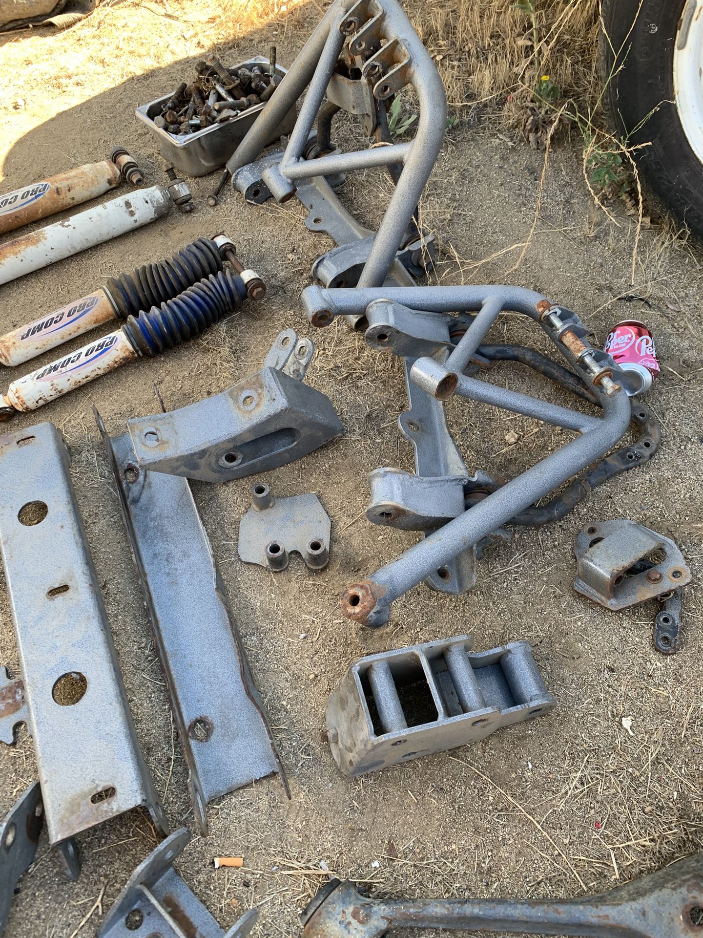 Pro Comp 24 Piece Full Lift Kit For Chevy Full-size Or Yukon/suburbon