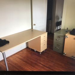 Office Desk & Matching Bookcase 