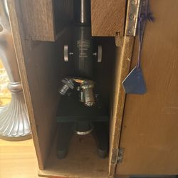Vintage  BUSHNELL MICROSCOPE MODEL 90-5010