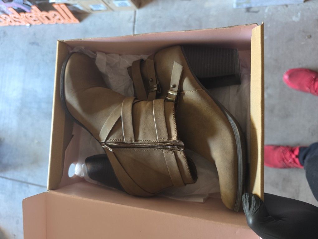 Women Boots 