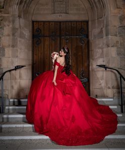 Quinceañeras.   romerophotograpy