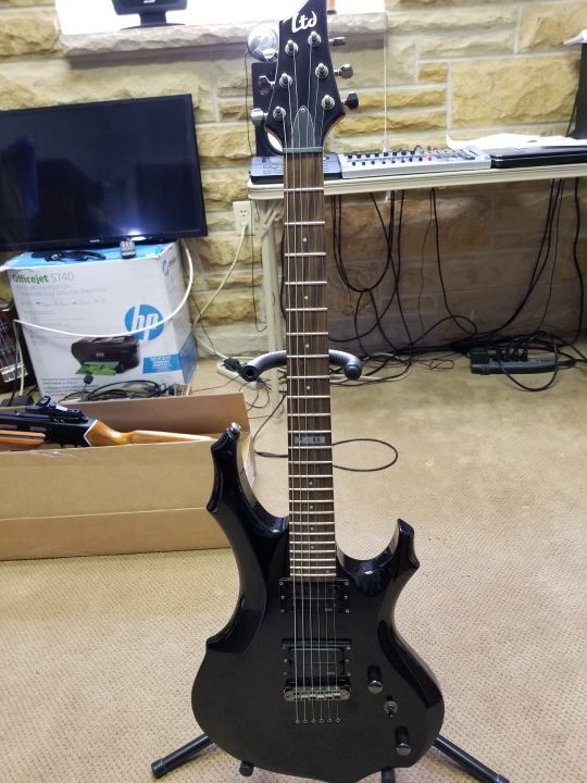 ESP/LTD-F-50 Warlock style guitar