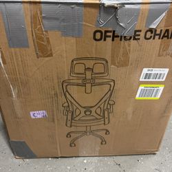 Office chair on wheels. Brand new in box. Black 