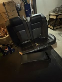 Infiniti G37 Rear Seats