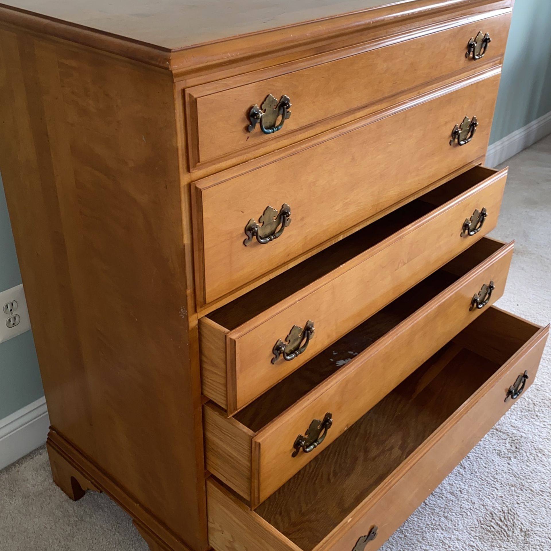 Secretary & Dresser 5 Drawer Combo