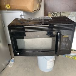 General Electric oven range microwave / Nellis And Owens 