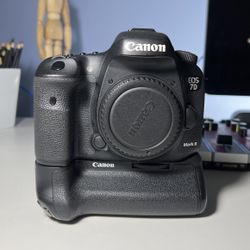 Canon 7d Mkii Dslr Camera Body With Battery Grip