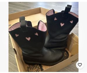 Dr. Martens Heart Boot Black/ Pink Kids Size US 3