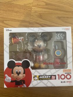 MICKEY MOUSE 90 YEAR CELEBRATION 