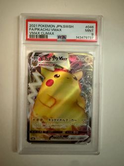 Pikachu VMAX PSA 9 (negotiable)