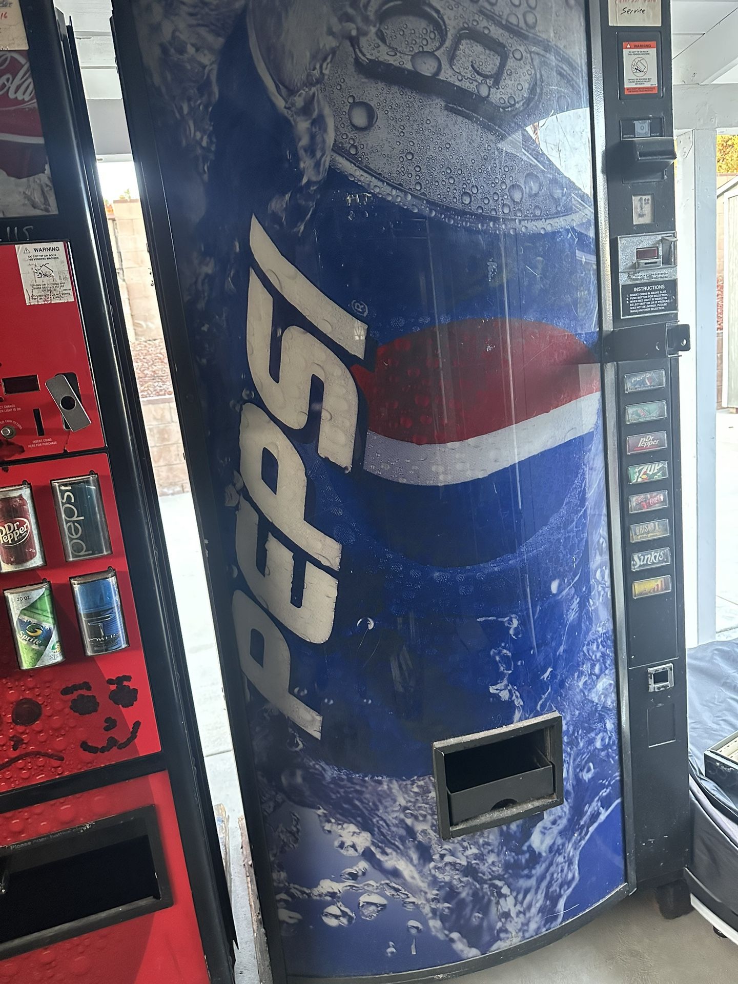 Snack and Drink vending machines for sale