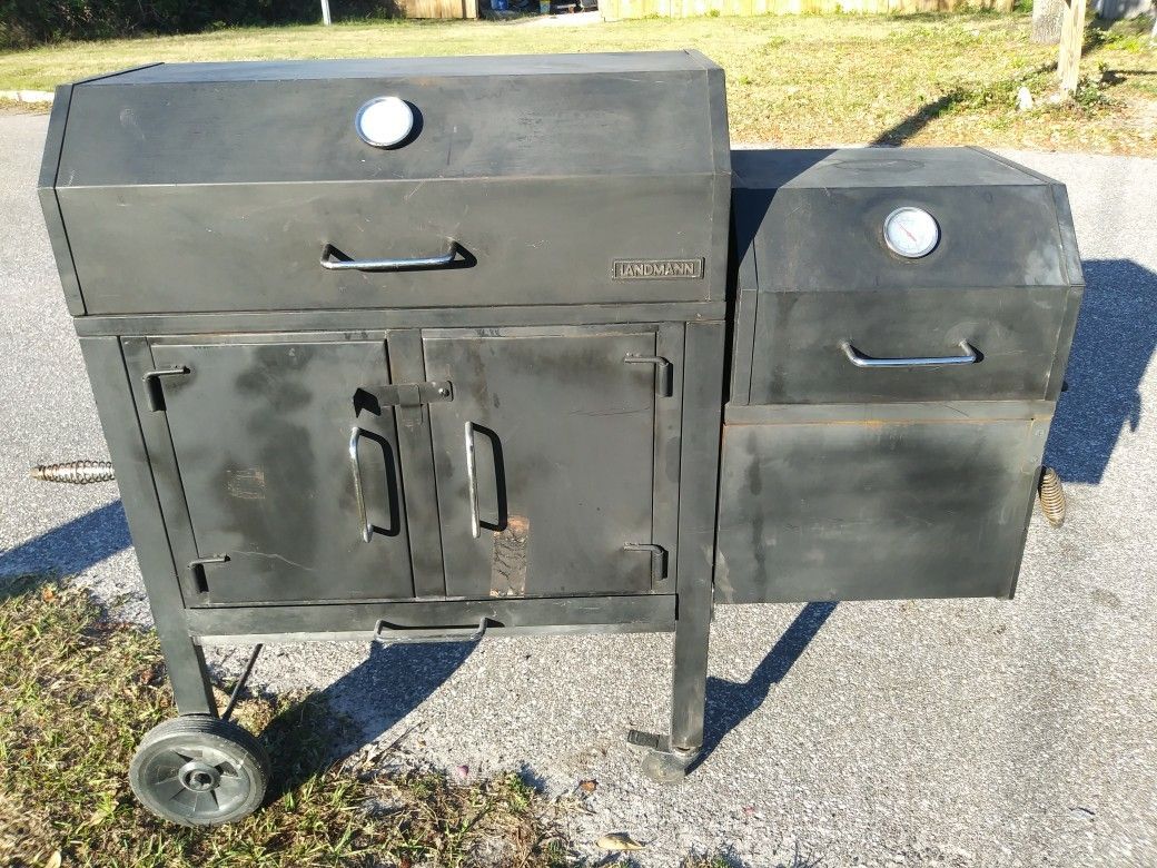 Landmann Black Dog 42XT Charcoal Grill and Smoker