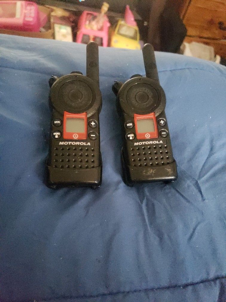 Motorola cls two way radios good condition no charger