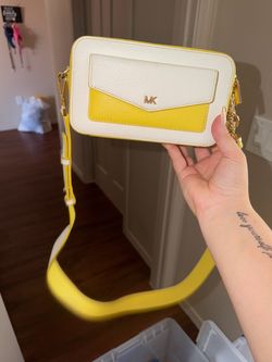 Michael Kors Crossbody Bag Yellow and White