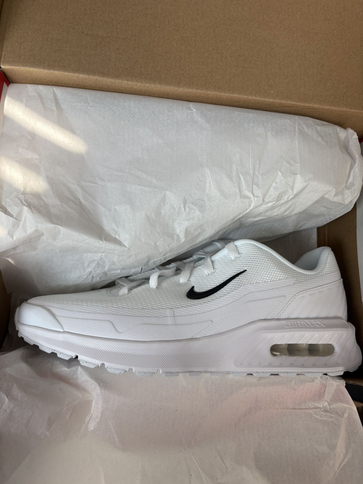 Brand New Nike Air Max Bia White Black - Size 10.5