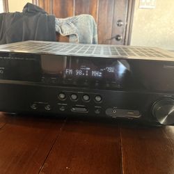 Yamaha RX-V377