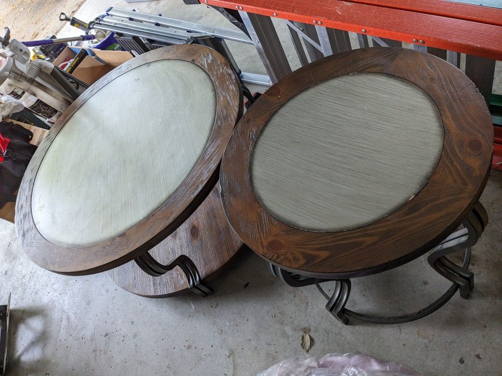 Wood round coffee table and round side table set