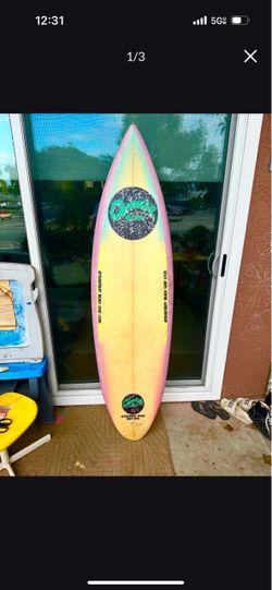 Vintage single fin surfboard