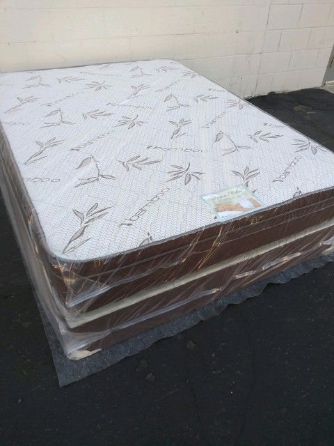 Brand New Queen Size Pillowtop Mattress Included Box Spring
