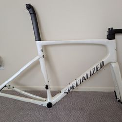 2023 Specialized Tarmac SL7 (Size 58cm) Frame set +110mm Specialized Stem