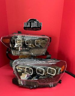 Toyota Tacoma 2016. 2023 headlights.
