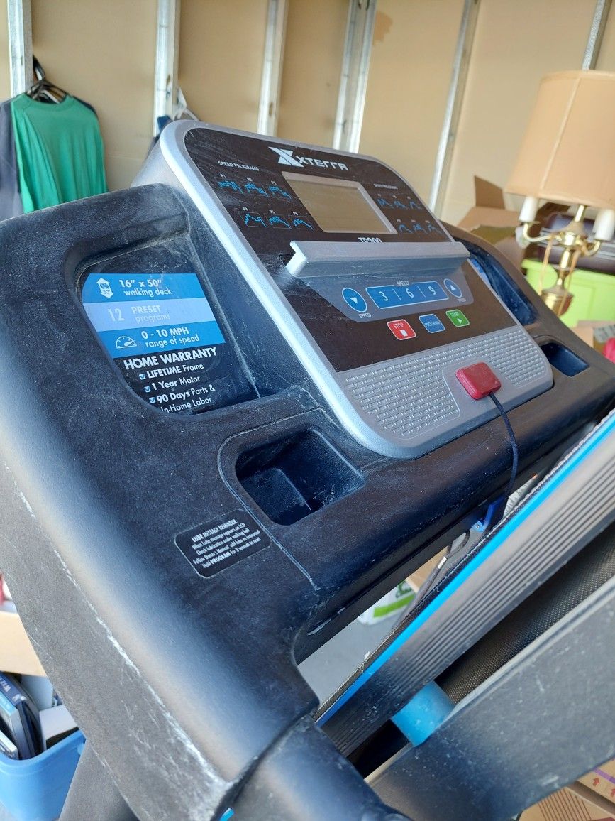 Nice Treadmill Used A Couple Times 