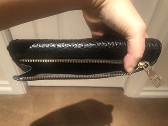 dkny trifold wallet
