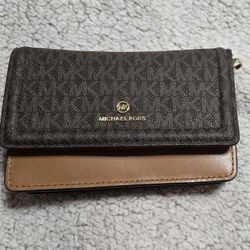 Michael Kors Phone Crossbody Bag