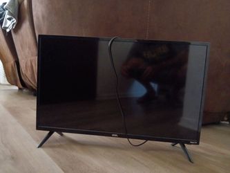 32" Roku smart tv