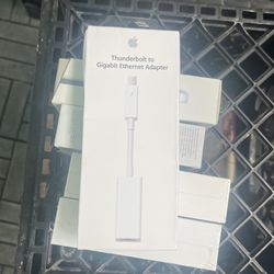 Apple Thunderbolt to Gigabit Ethernet Adapter MD463ZM/A A1433