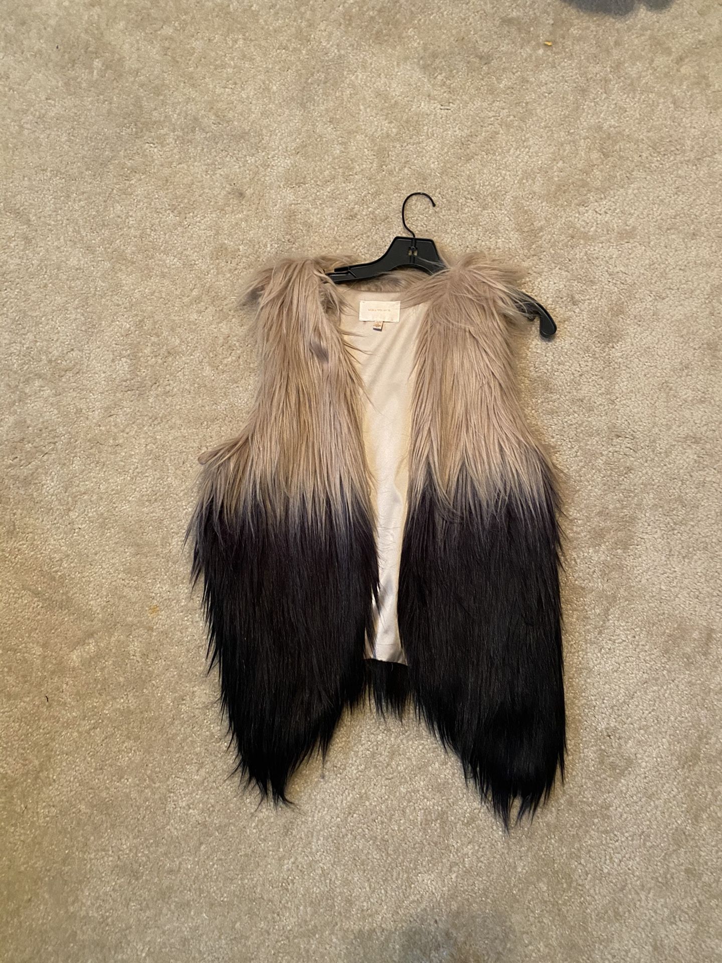 Fur Vest Size Small But Fits Medium- Large Too